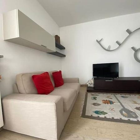 Maison Minu Lägenhet Porto Ceresio Exteriör bild