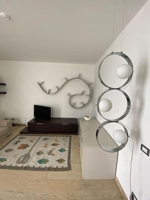 Maison Minu Lägenhet Porto Ceresio Exteriör bild